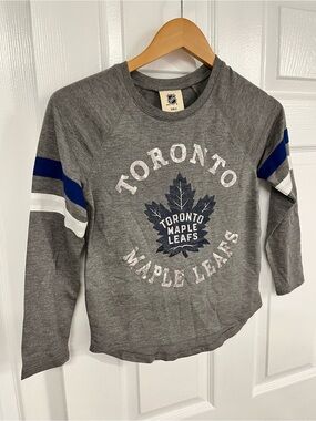 Girls 7/8 Toronto Maple Leafs Long Sleeve Tee | NHL Hockey Shirt | EUC